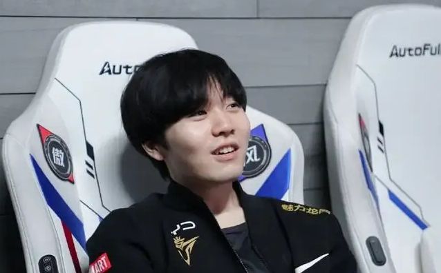 为首的7位 为首的7位