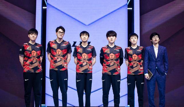 级的关键阶 级的关键阶