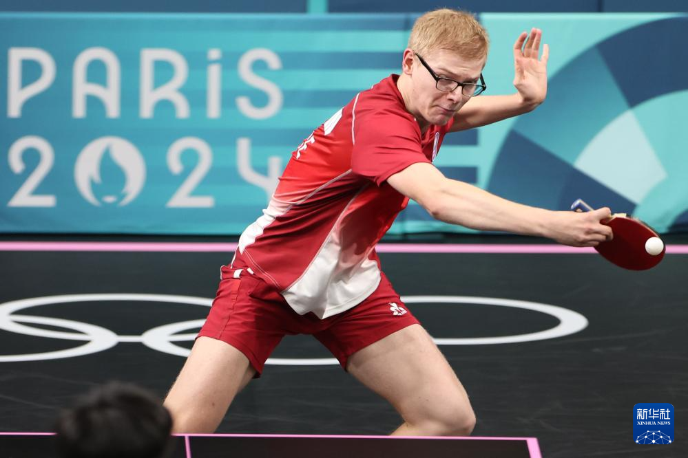 张的场面中 张的场面中